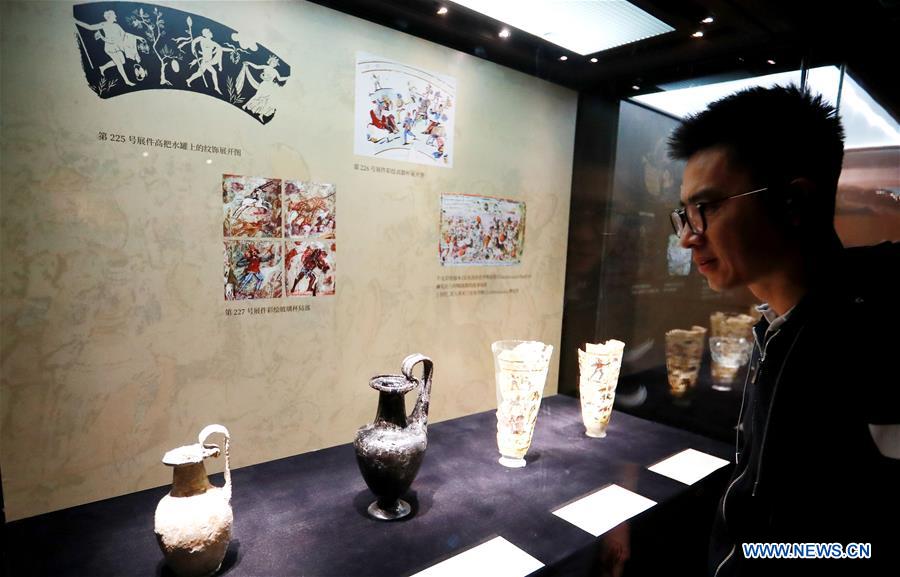 (CDAC)CHINA-BEIJING-EXHIBITION OF AFGHAN NATIONAL TREASURES (CN)